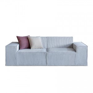 Sofa: B004