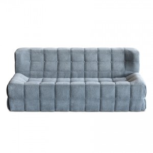 Sofa: B002