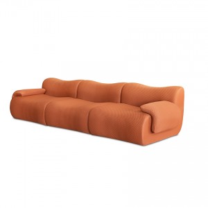 Sofa: B013