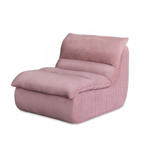 Sofa: B009